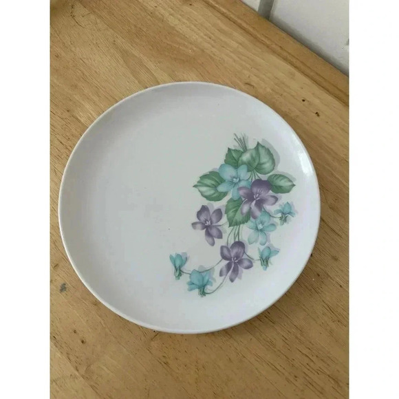 Royalon Inc floral Plate - Picture 1 of 5